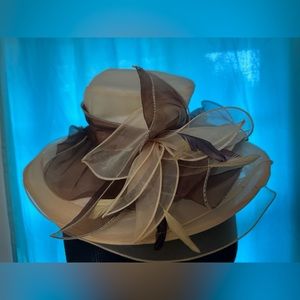 Kentucky Derby Brown & Cream Hat.